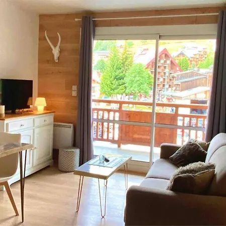Apartment Centre Station Les Deux-alpes - Appart 35 M2 - 2ch - 4a6pers - Balcon - Parking - Front De Neige