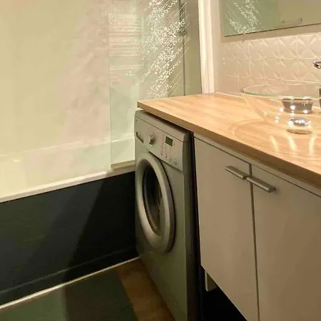 Apartment Centre Station Les Deux-alpes - Appart 35 M2 - 2ch - 4a6pers - Balcon - Parking - Front De Neige Les Deux Alpes