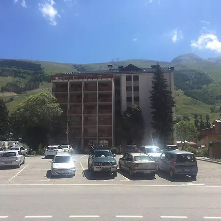 Apartment Centre Station Les Deux-alpes - Appart 35 M2 - 2ch - 4a6pers - Balcon - Parking - Front De Neige